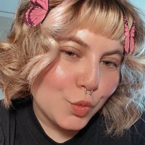 Meet your Posher, Valentina